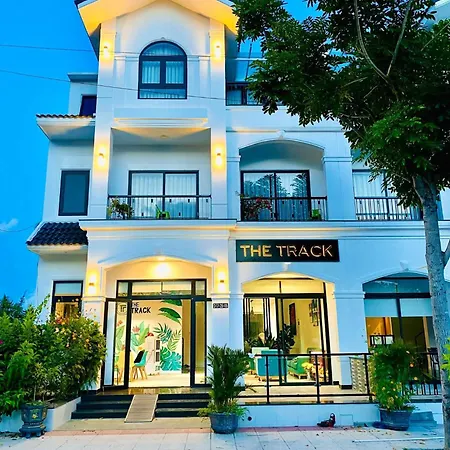 The Track Homestay - Near Bai Dai Beach Cam Lam Exterior photo