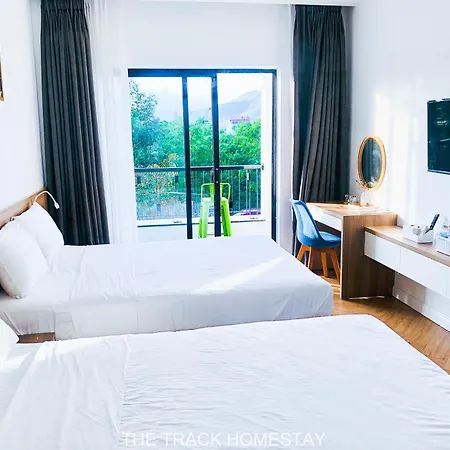 The Track Homestay - Near Bai Dai Beach Cam Lam Exterior photo
