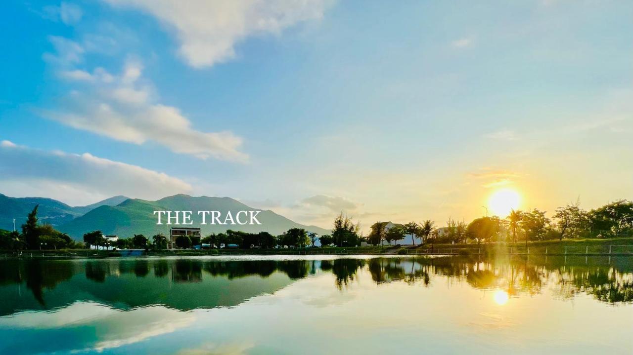 The Track - Near Bai Dai Cam Lam