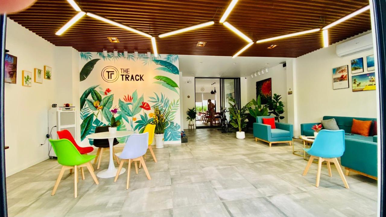 The Track - Near Bai Dai Cam Lam