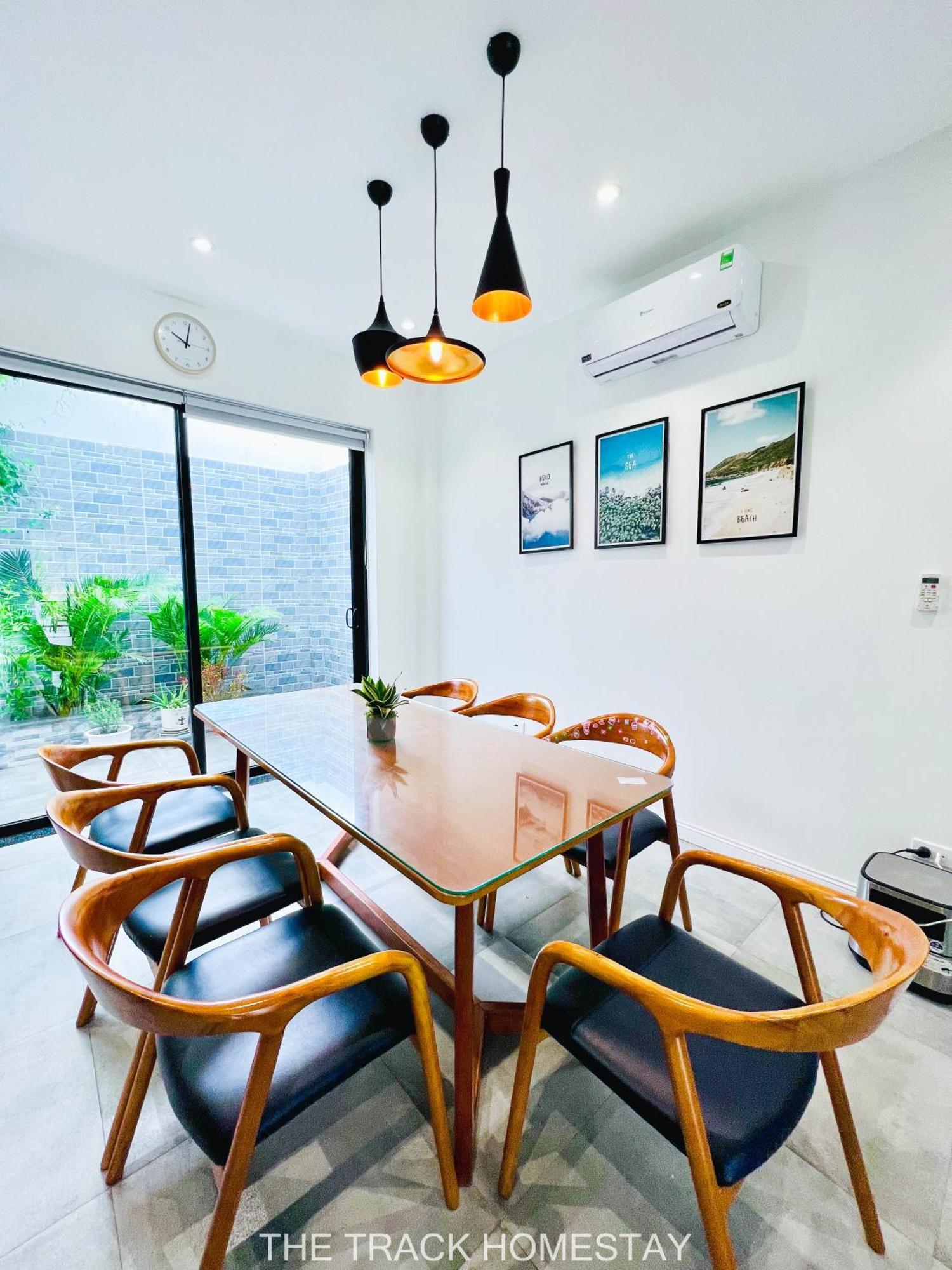 Homestay The Track - Near Bai Dai *