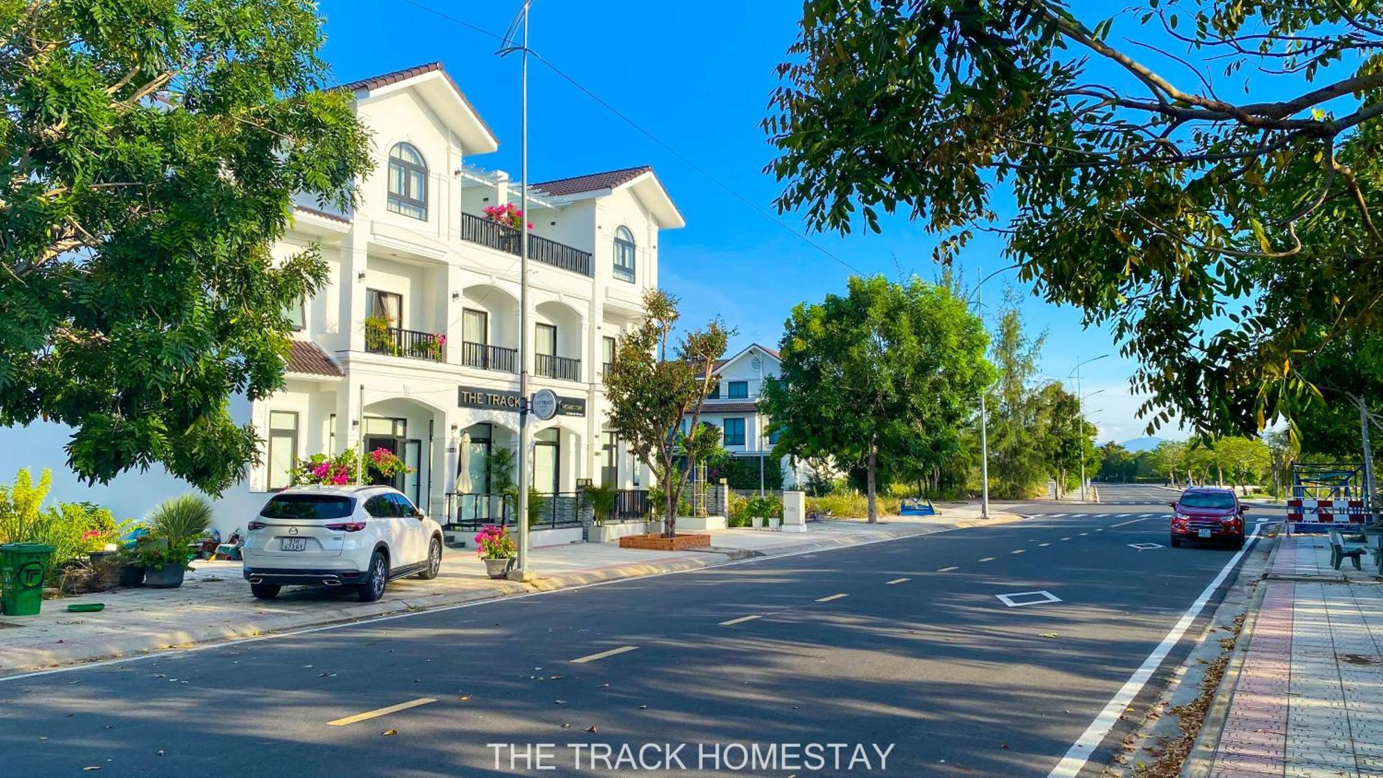 Homestay The Track - Near Bai Dai Cam Lam