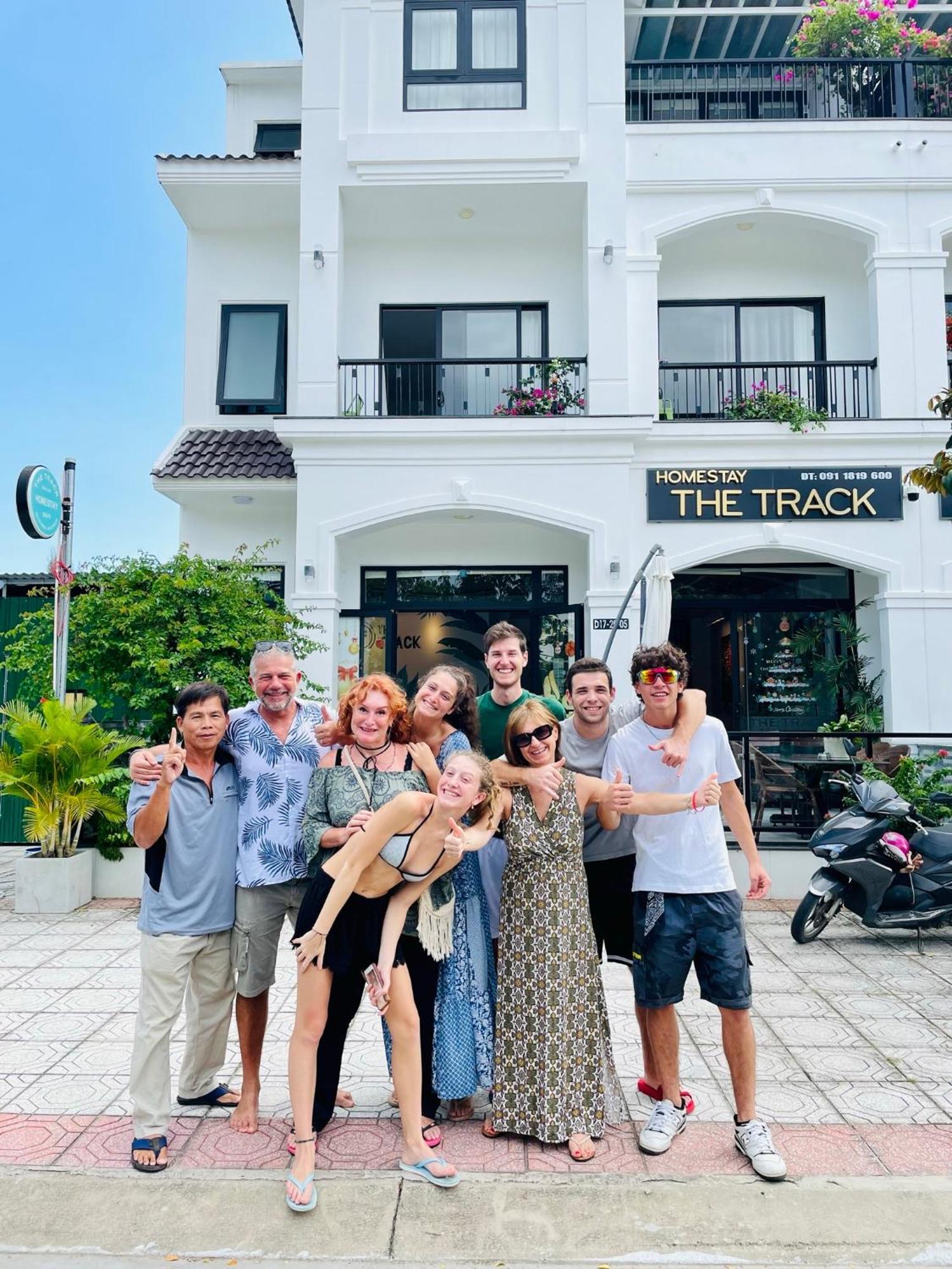 The Track - Near Bai Dai * Cam Lam